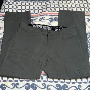 34x30 Wrangler OutdoorGray Cargo Pants Straight-Leg